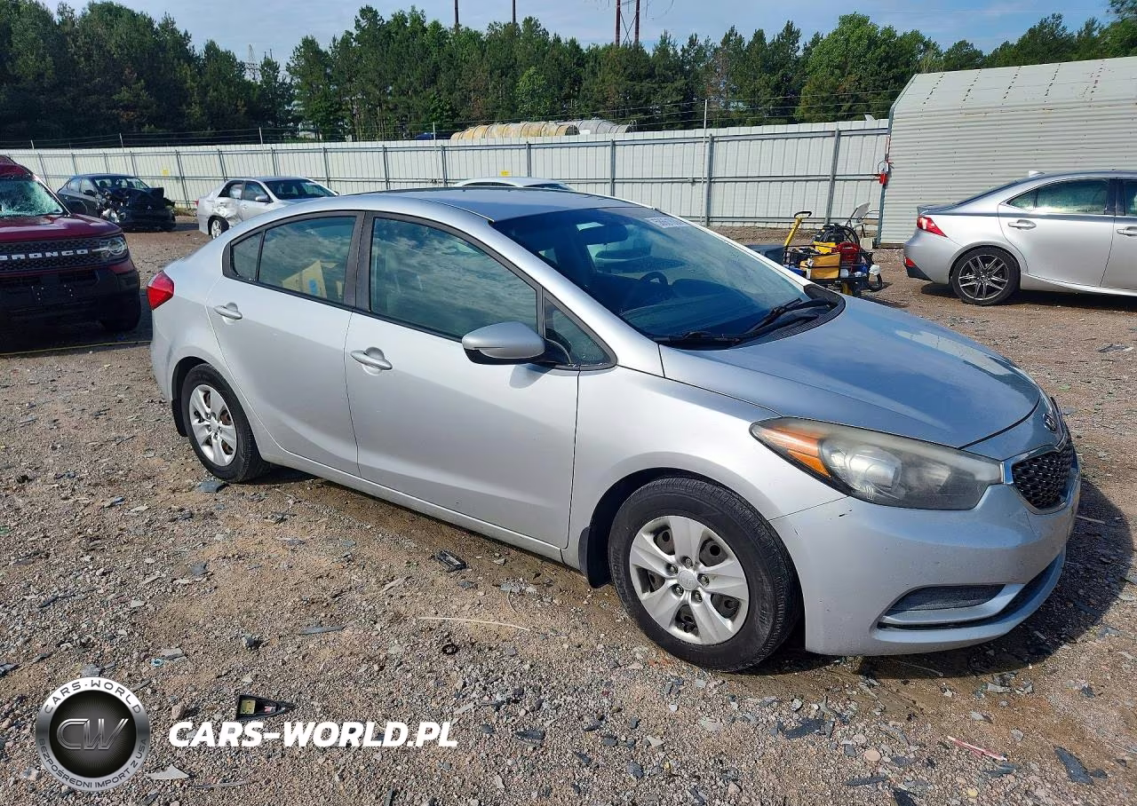 2016 Kia Forte VIN:KNAFK4A6XG5615342 - 4