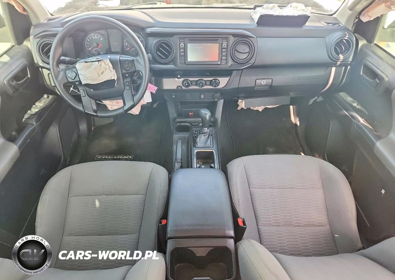 2018 Toyota Tacoma Sr VIN:5TFAX5GN0JX112241 - 8