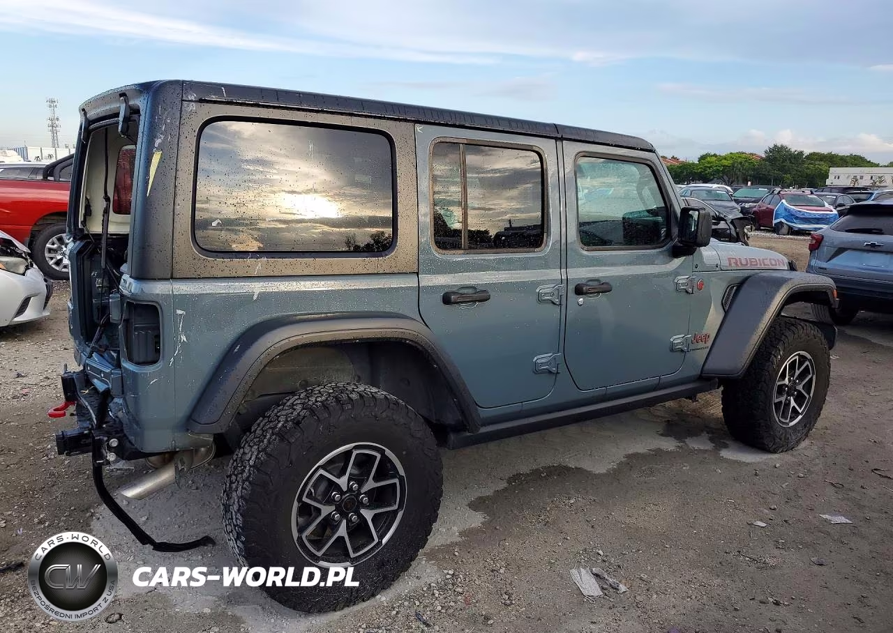 2024 Jeep Wrangler Rubicon VIN:1C4PJXFG7RW305322 - 3