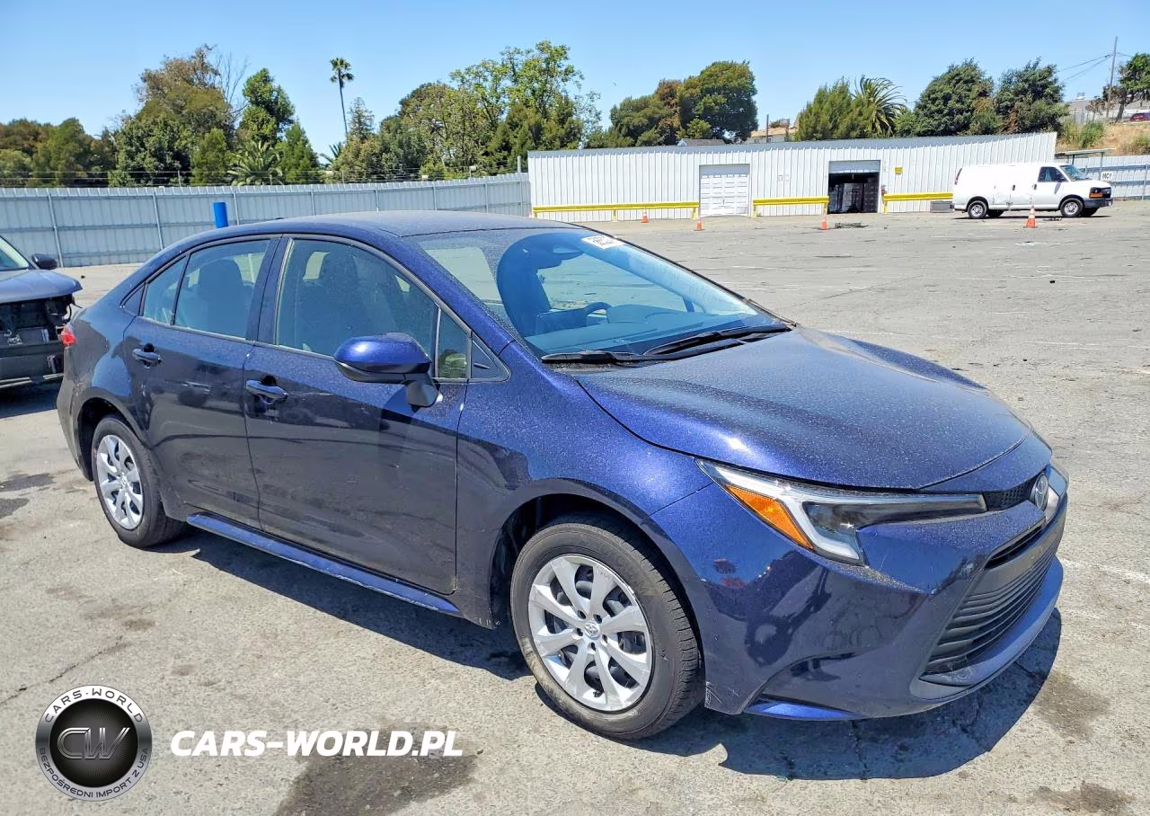 2025 Toyota Corolla Hybrid Le VIN:JTDBCMFE0S3086504 - 4