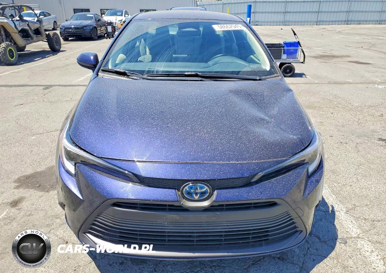 2025 Toyota Corolla Hybrid Le VIN:JTDBCMFE0S3086504 - 5