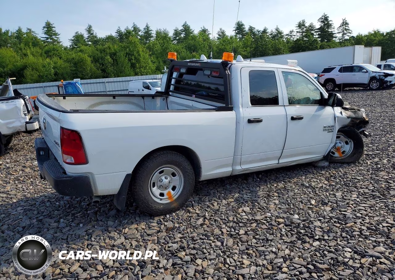 2023 Ram 1500 Classic Tradesman VIN:1C6RR7FG4PS538863 - 3