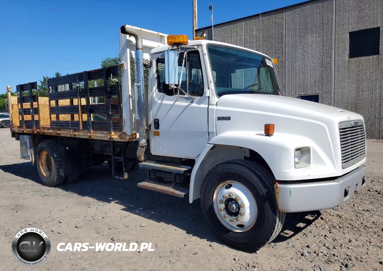 2000 Freightliner Fl70 Flatbed Truck