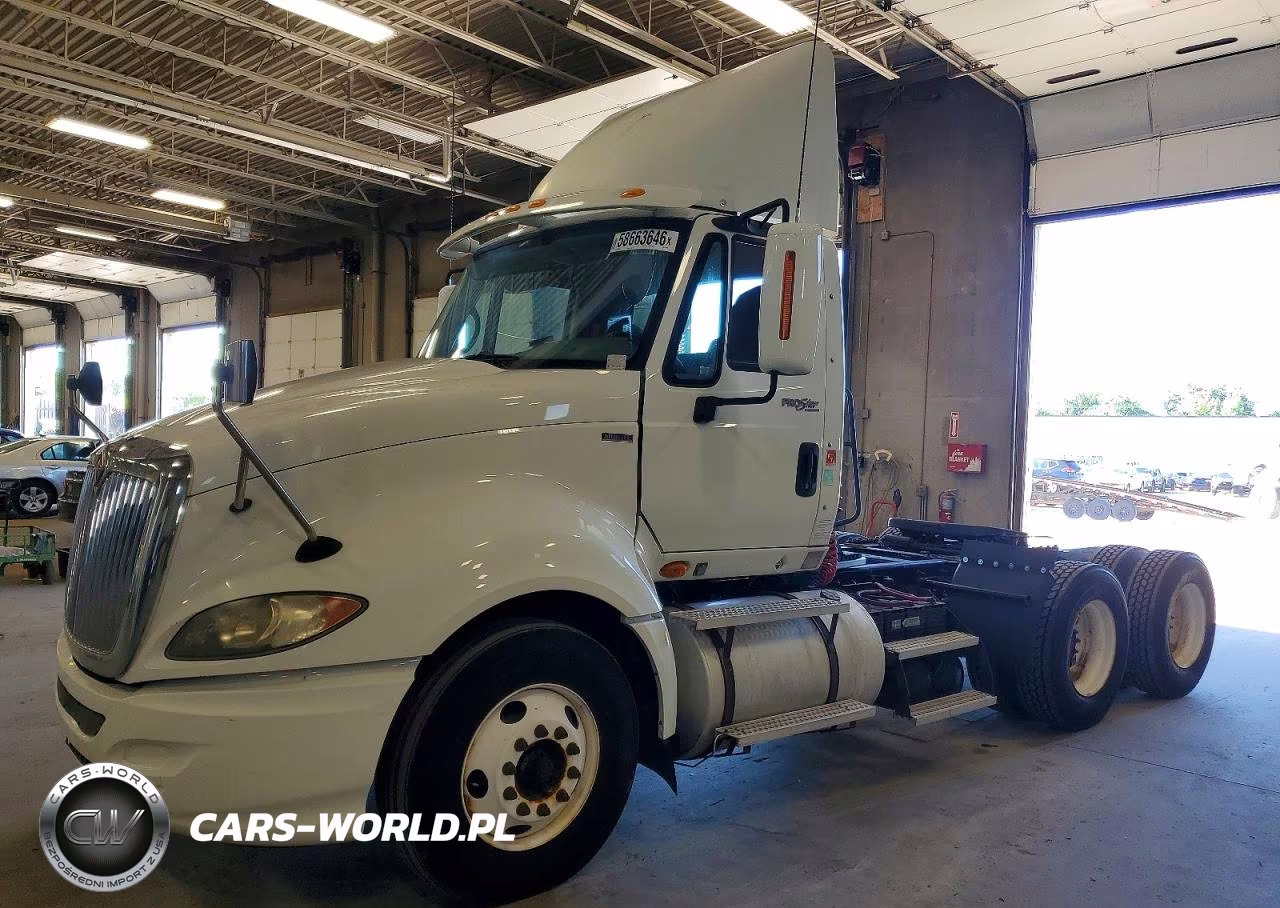 2011 International Prostar Semi Truck VIN:1HSCUSJR5BJ359195 - 2