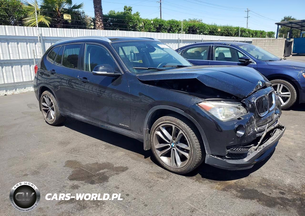 2015 BMW X1 xDrive35I VIN:WBAVM5C54FVV94762 - 4