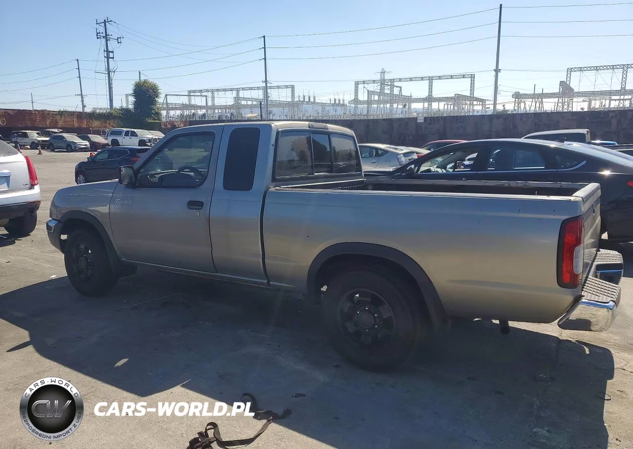 2000 Nissan Frontier King Cab Xe VIN:1N6DD26S7YC320269 - 2