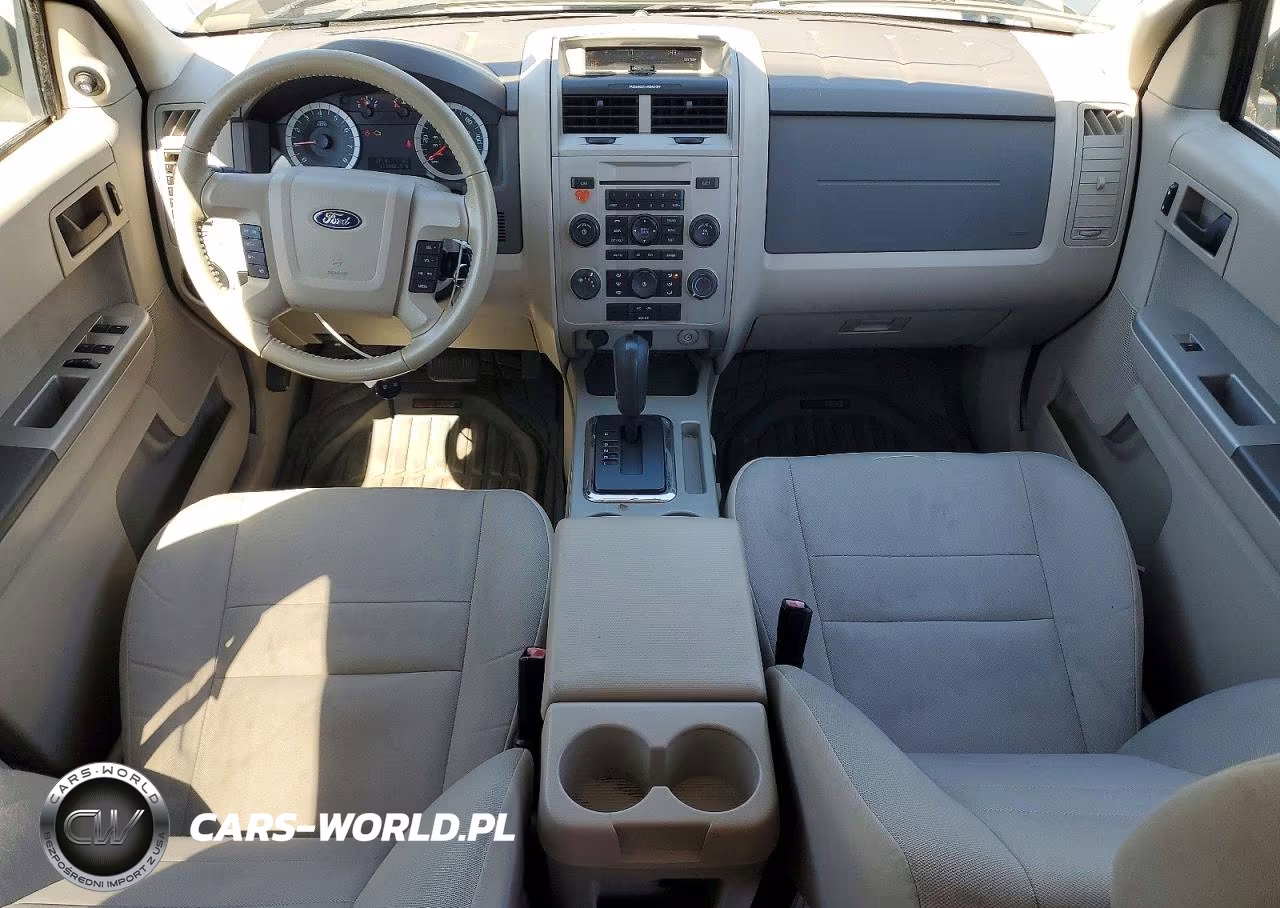 2010 Ford Escape Xlt VIN:1FMCU9D73AKD12926 - 8