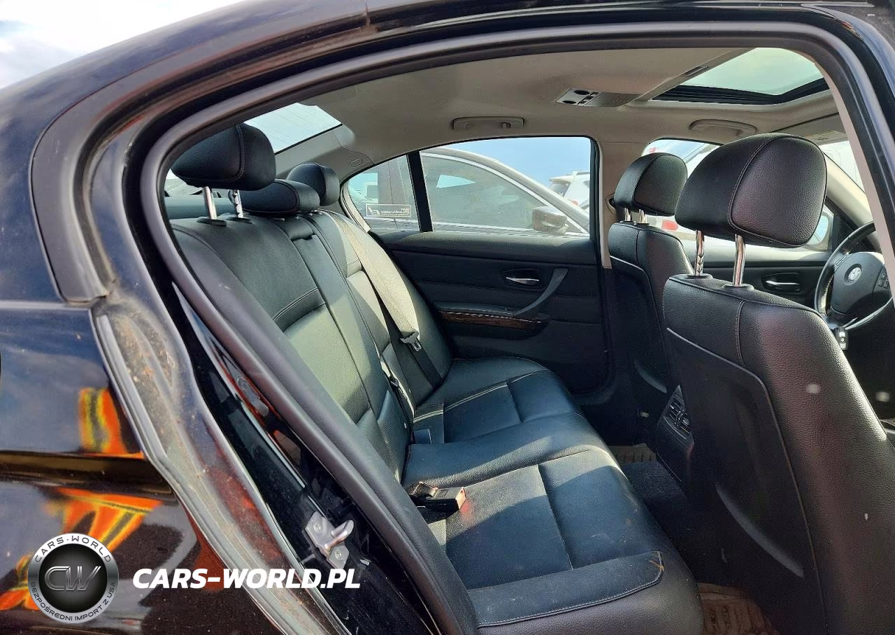 2011 BMW 328 Xi VIN:WBAPK7C54BA975037 - 10