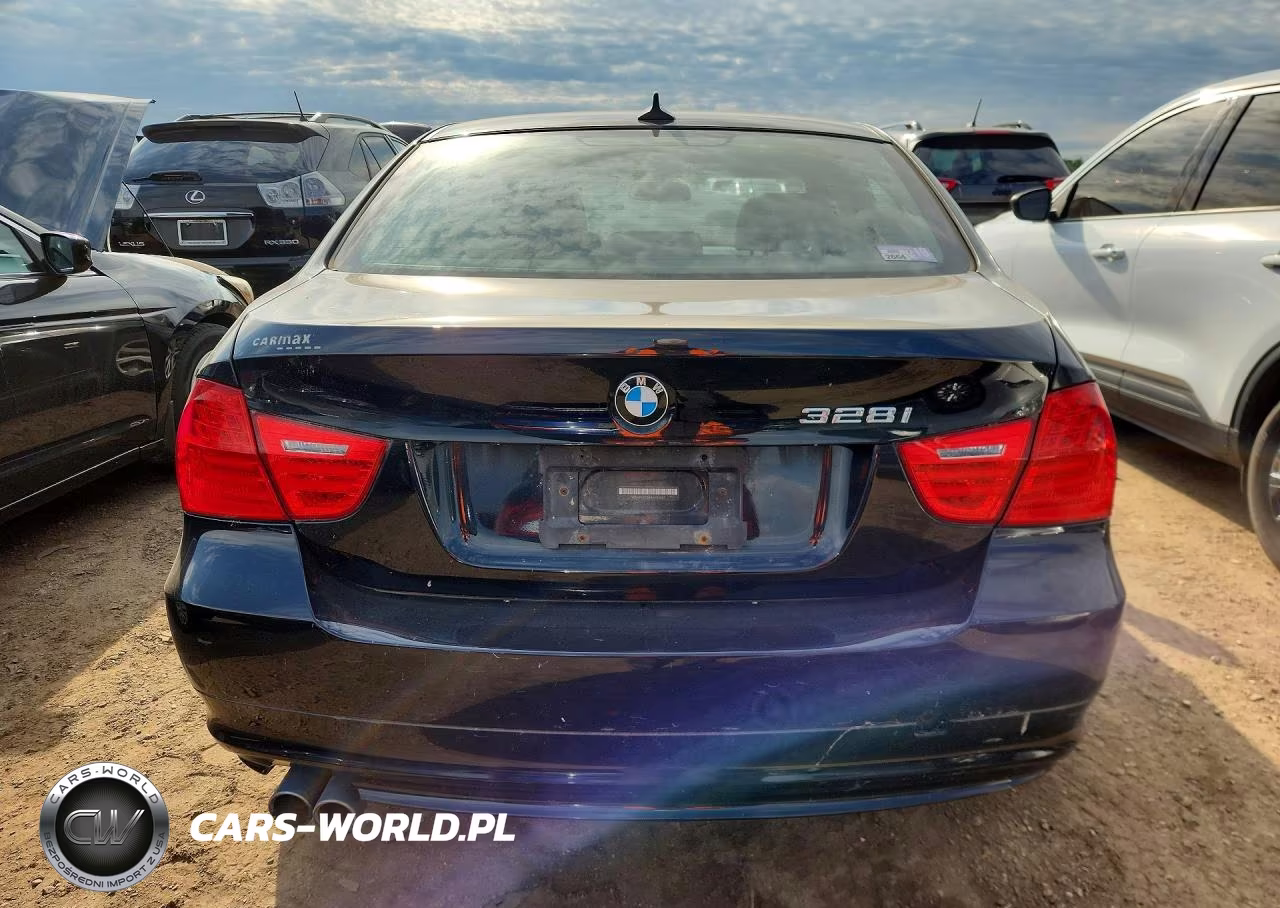 2011 BMW 328 Xi VIN:WBAPK7C54BA975037 - 6