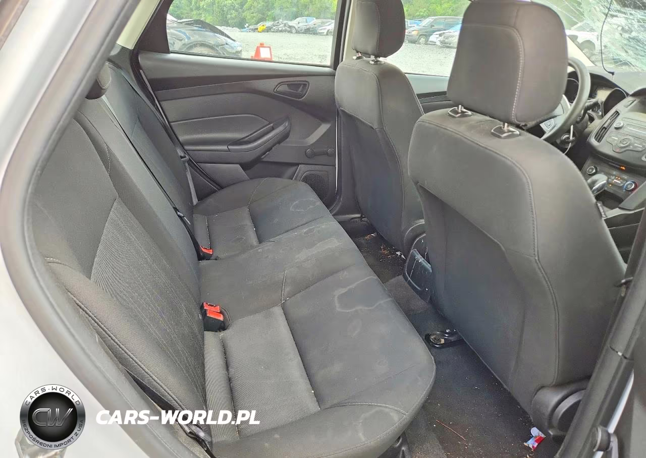 2018 Ford Focus S VIN:1FADP3E28JL291779 - 10
