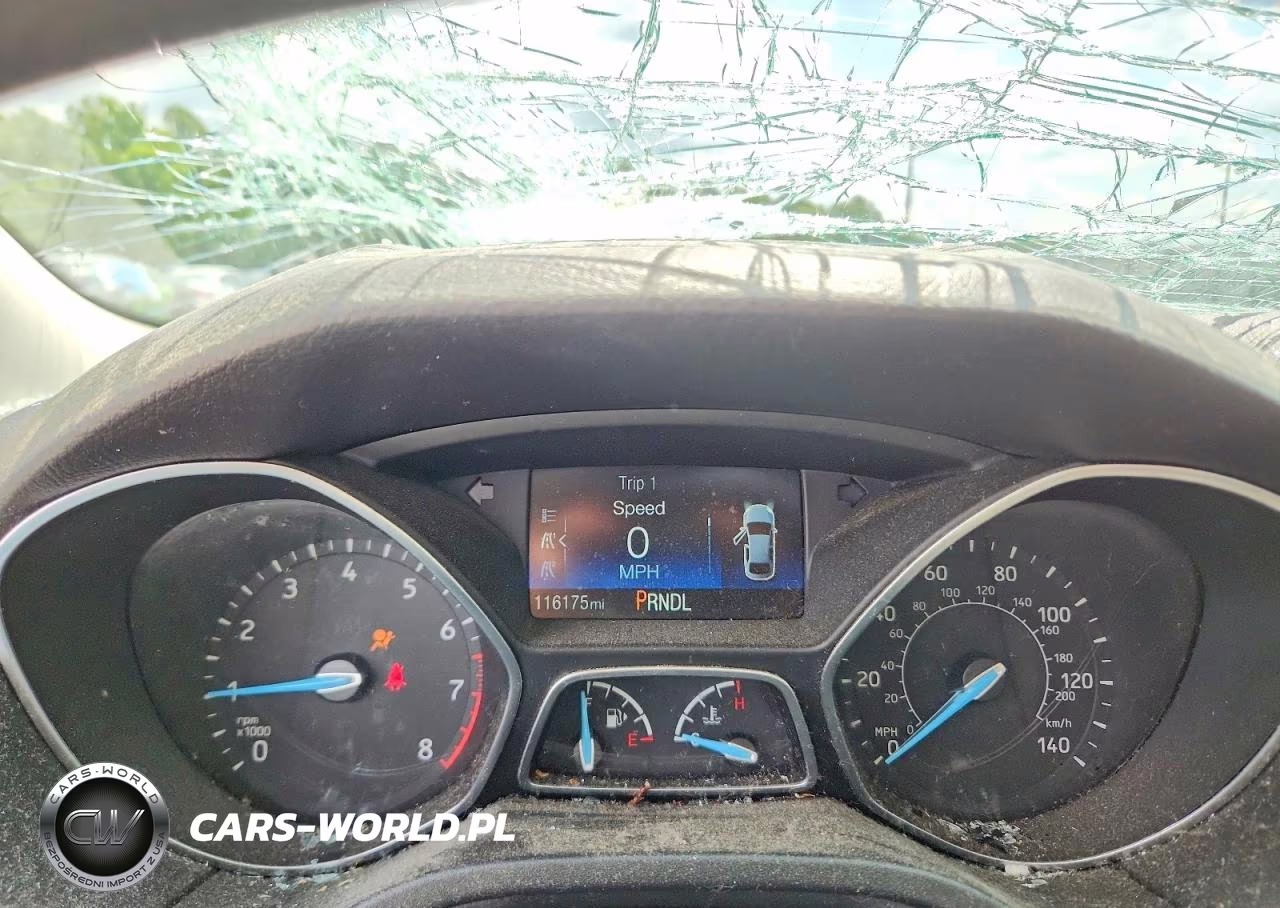2018 Ford Focus S VIN:1FADP3E28JL291779 - 9