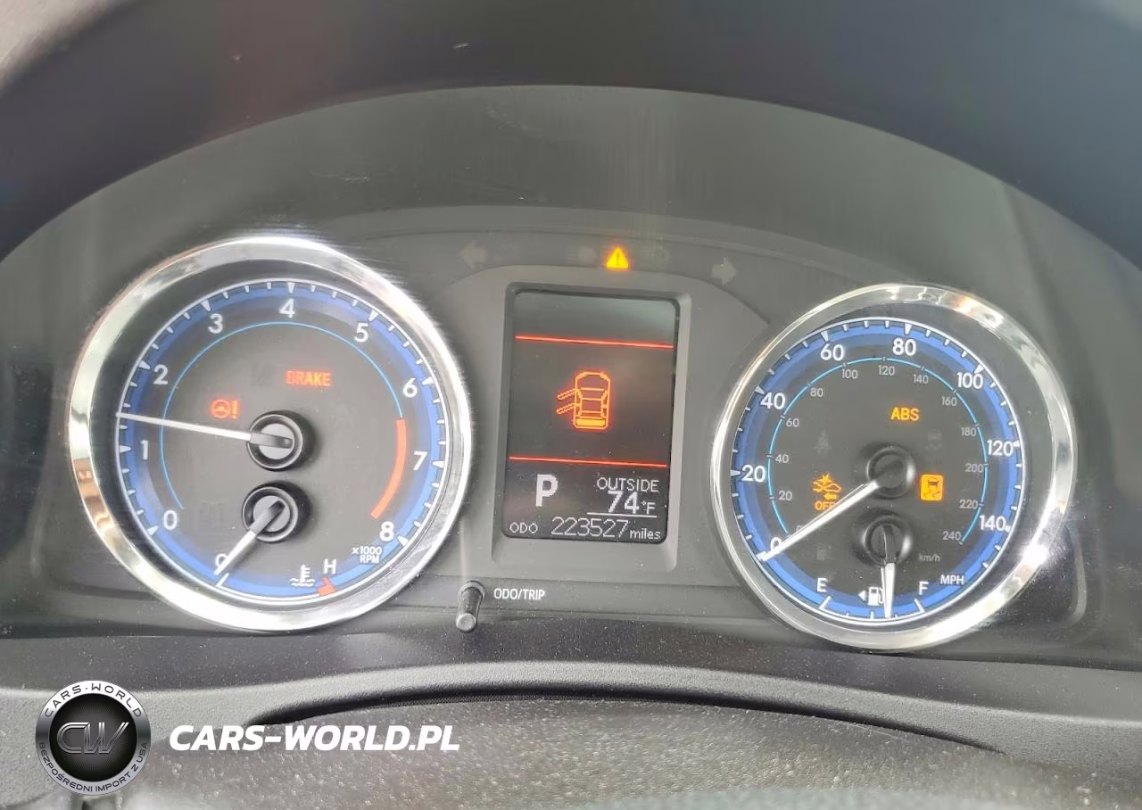 2017 Toyota Corolla Le VIN:2T1BURHEXHC956895 - 9