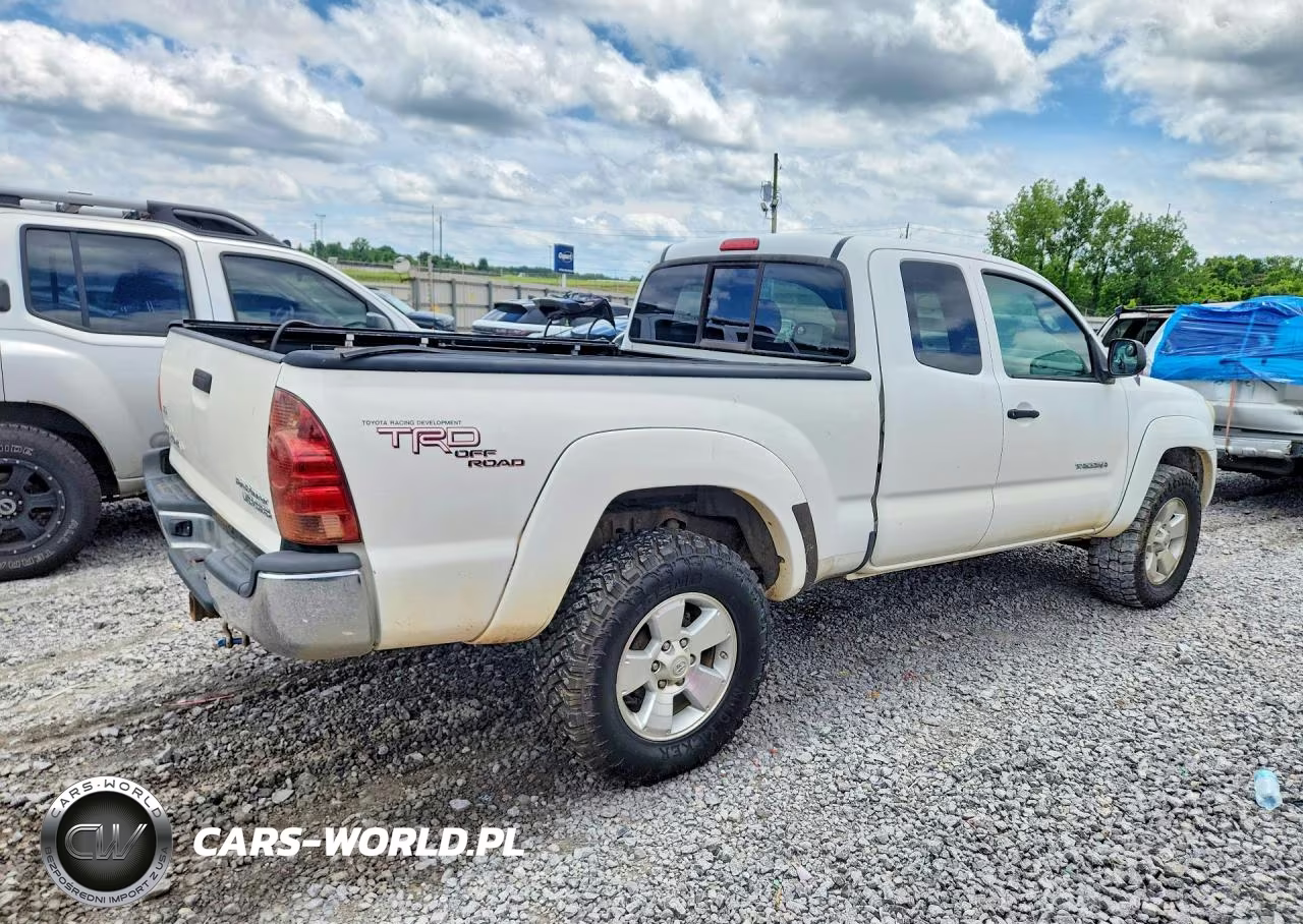 2008 Toyota Tacoma Prerunner Access Cab VIN:5TETU62NX8Z523700 - 3