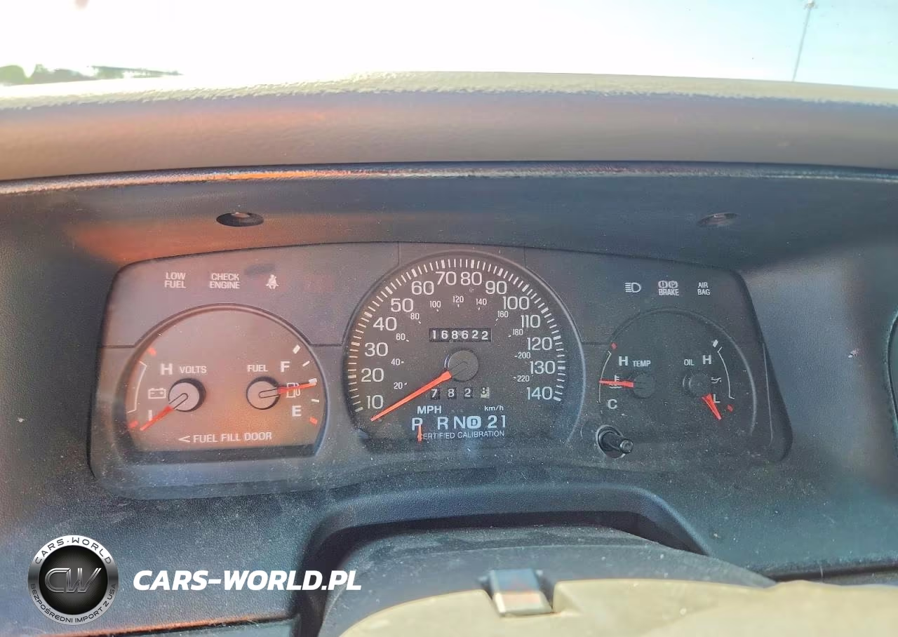 2005 Ford Crown Victoria Police Interceptor VIN:2FAHP71W25X135098 - 18
