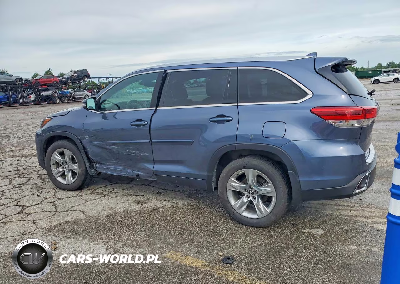 2018 Toyota Highlander Limited VIN:5TDDZRFH9JS887847 - 3