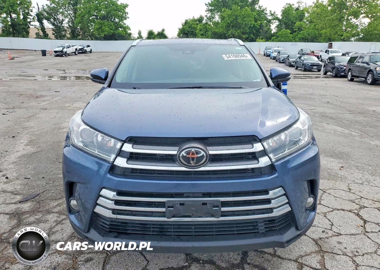 2018 Toyota Highlander Limited VIN:5TDDZRFH9JS887847 - 9