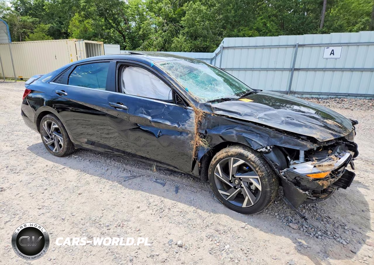 2024 Hyundai Elantra Limited VIN:KMHLN4DJ3RU095227 - 4
