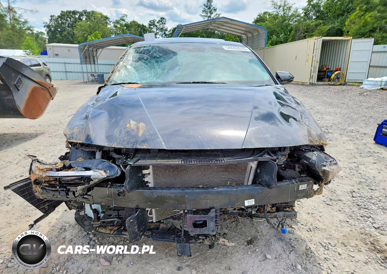 2024 Hyundai Elantra Limited VIN:KMHLN4DJ3RU095227 - 5