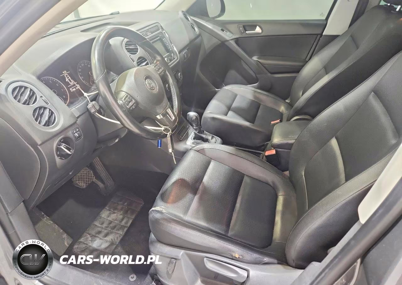2012 Volkswagen Tiguan S VIN:WVGAV7AX3CW005832 - 7