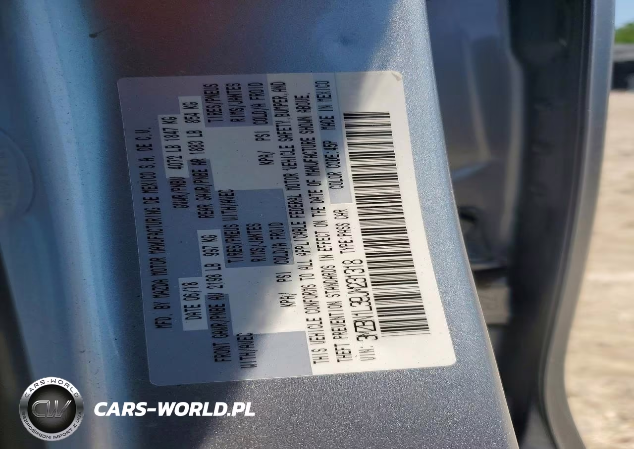 2018 Mazda 3 Touring VIN:3MZBN1L39JM231318 - 12