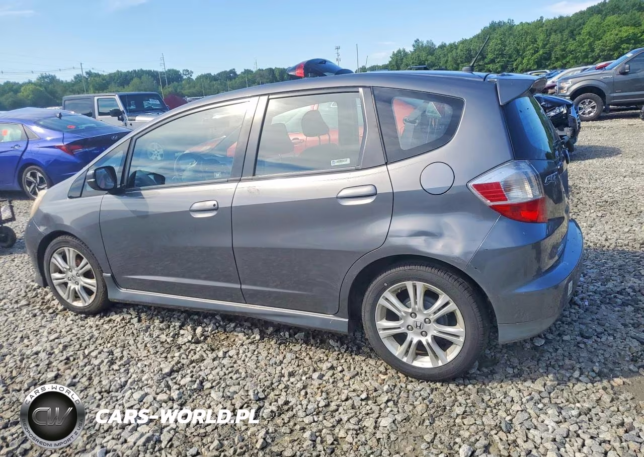 2011 Honda Fit Sport VIN:JHMGE8H62BC027238 - 2