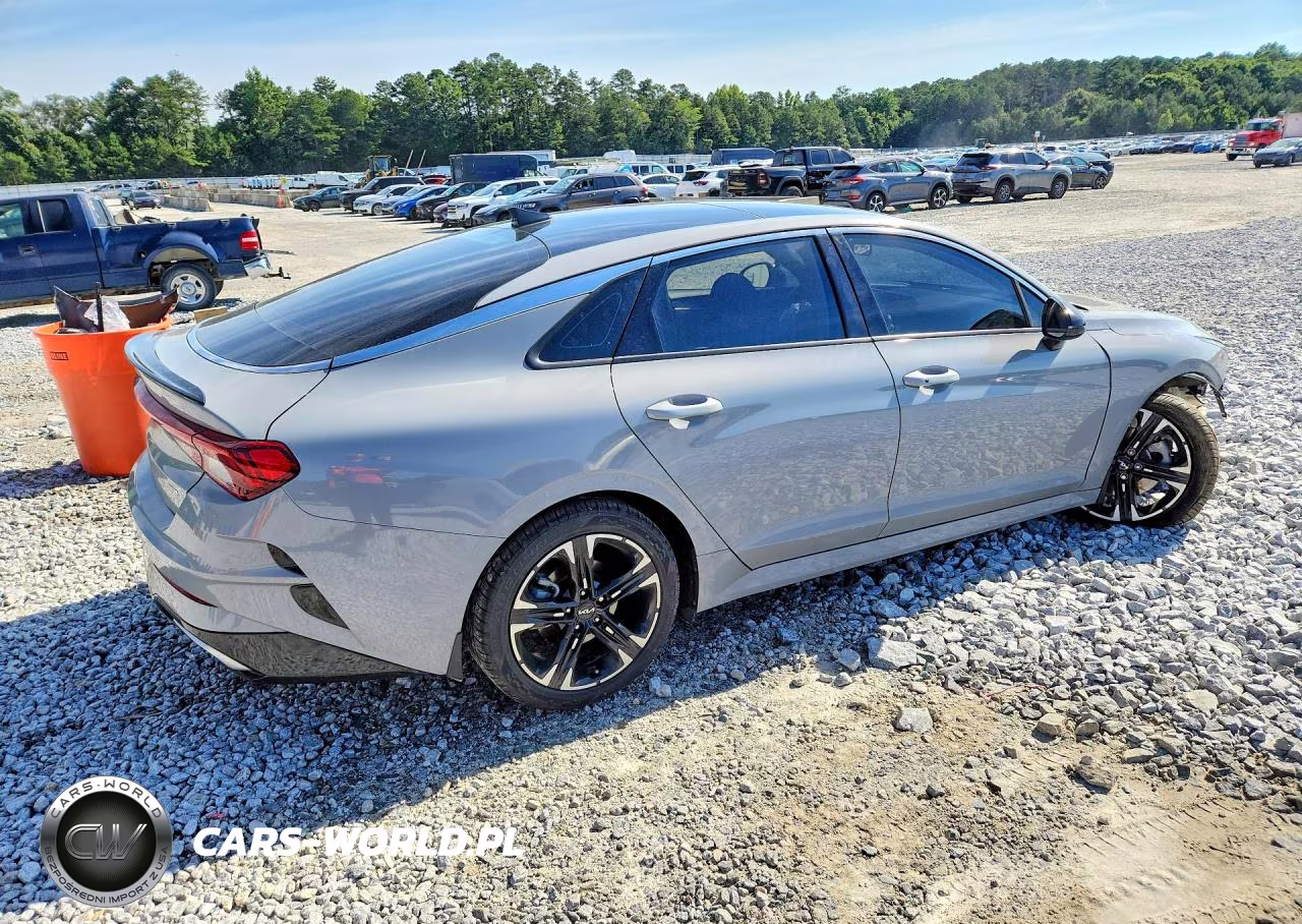 2023 Kia K5 Gt Line VIN:5XXG64J2XPG219903 - 3