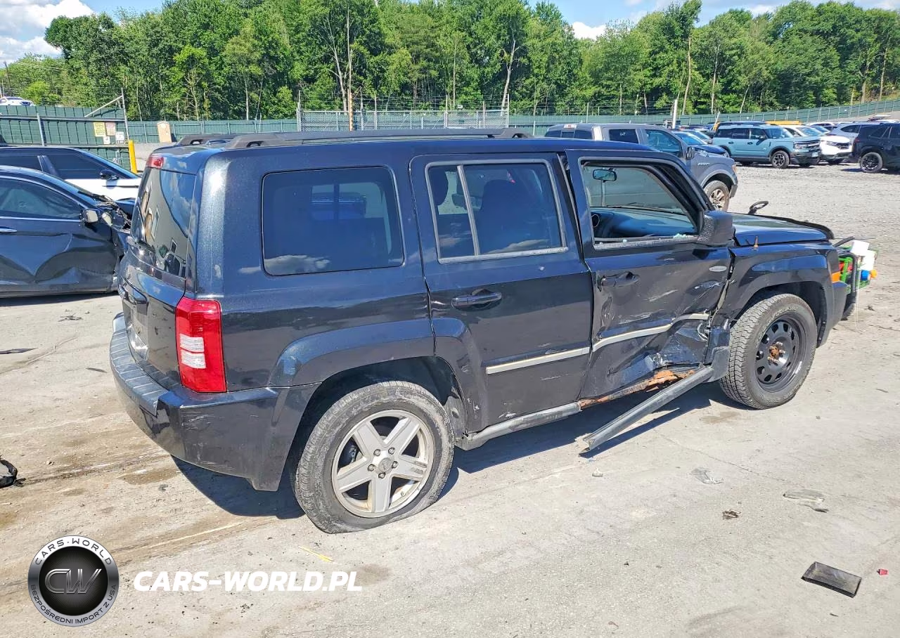 2010 Jeep Patriot Sport VIN:1J4NF1GB5AD623605 - 3
