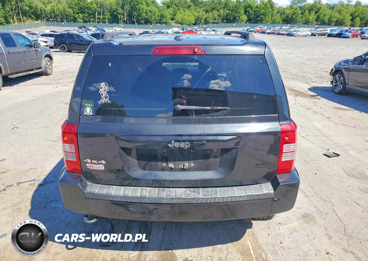 2010 Jeep Patriot Sport VIN:1J4NF1GB5AD623605 - 6