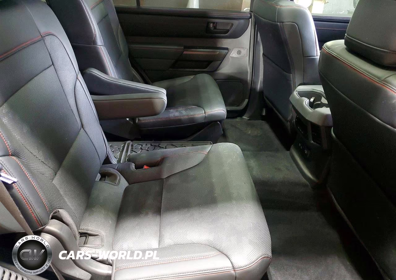 2024 Toyota Sequoia Trd Pro VIN:7SVAAABA7RX046755 - 11