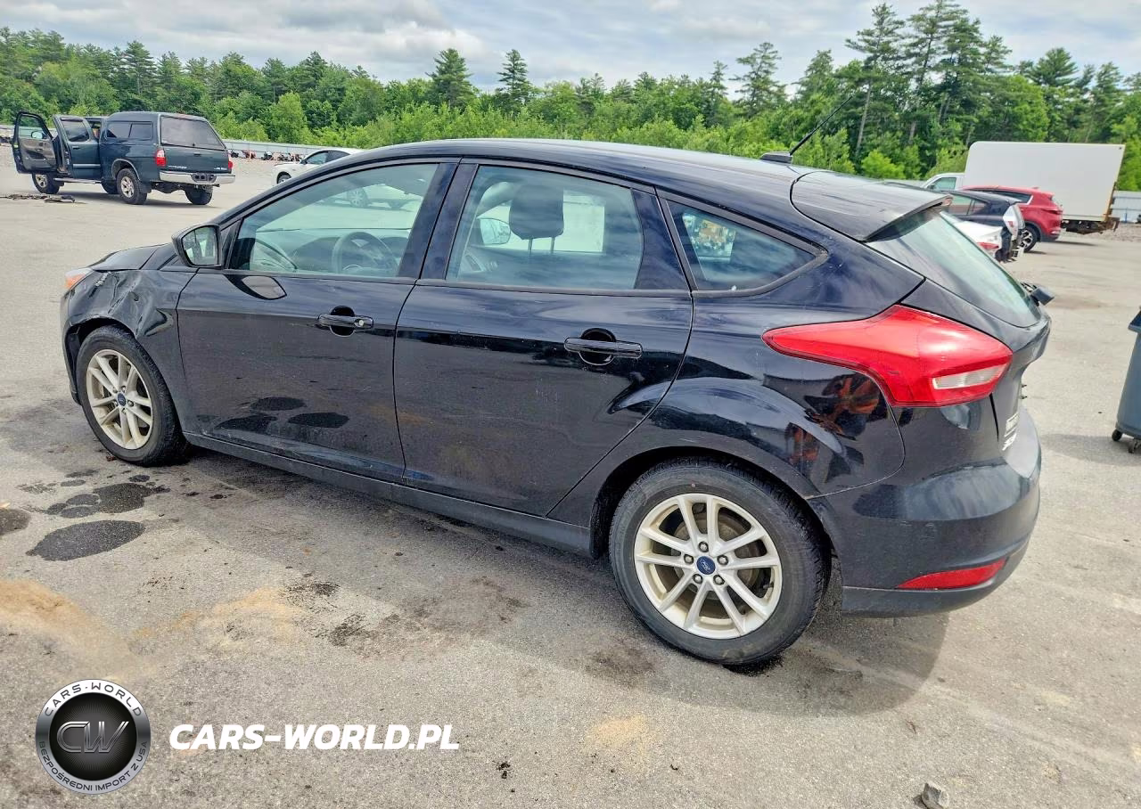 2018 Ford Focus Se VIN:1FADP3K2XJL218093 - 2