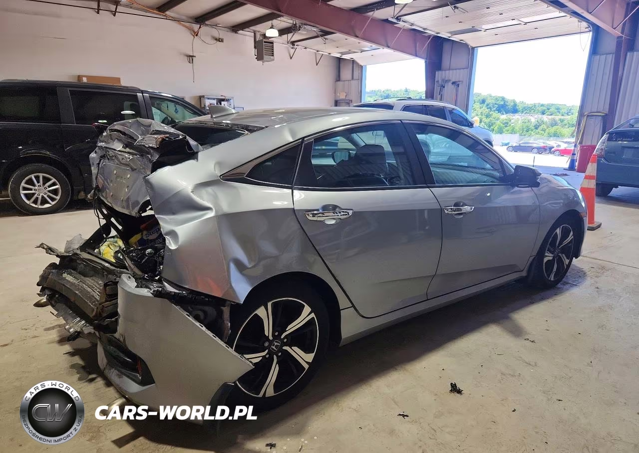 2016 Honda Civic Touring VIN:19XFC1F98GE018356 - 3
