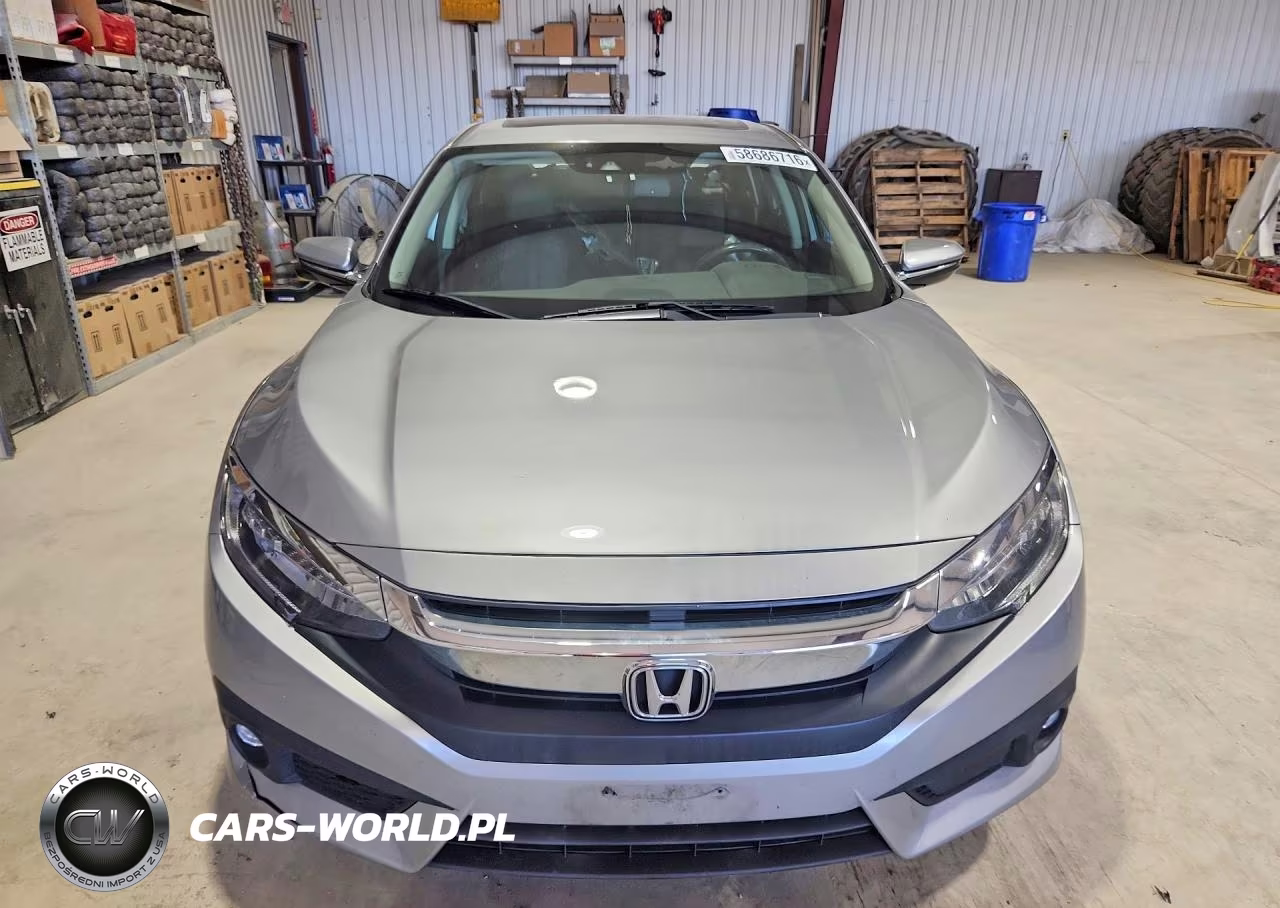 2016 Honda Civic Touring VIN:19XFC1F98GE018356 - 5