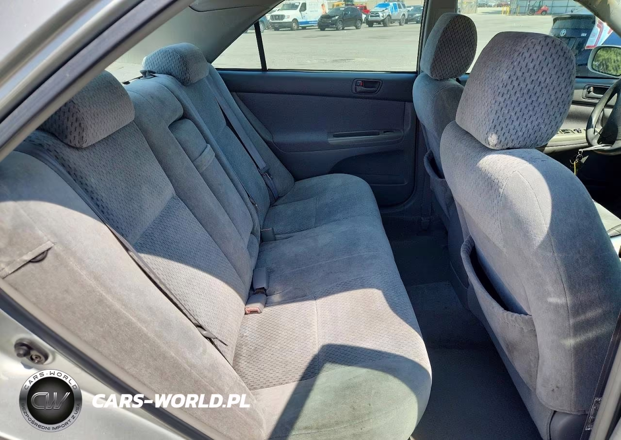 2004 Toyota Camry Le V6 VIN:4T1BF32K14U573927 - 10