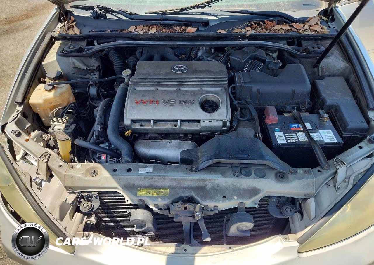 2004 Toyota Camry Le V6 VIN:4T1BF32K14U573927 - 11