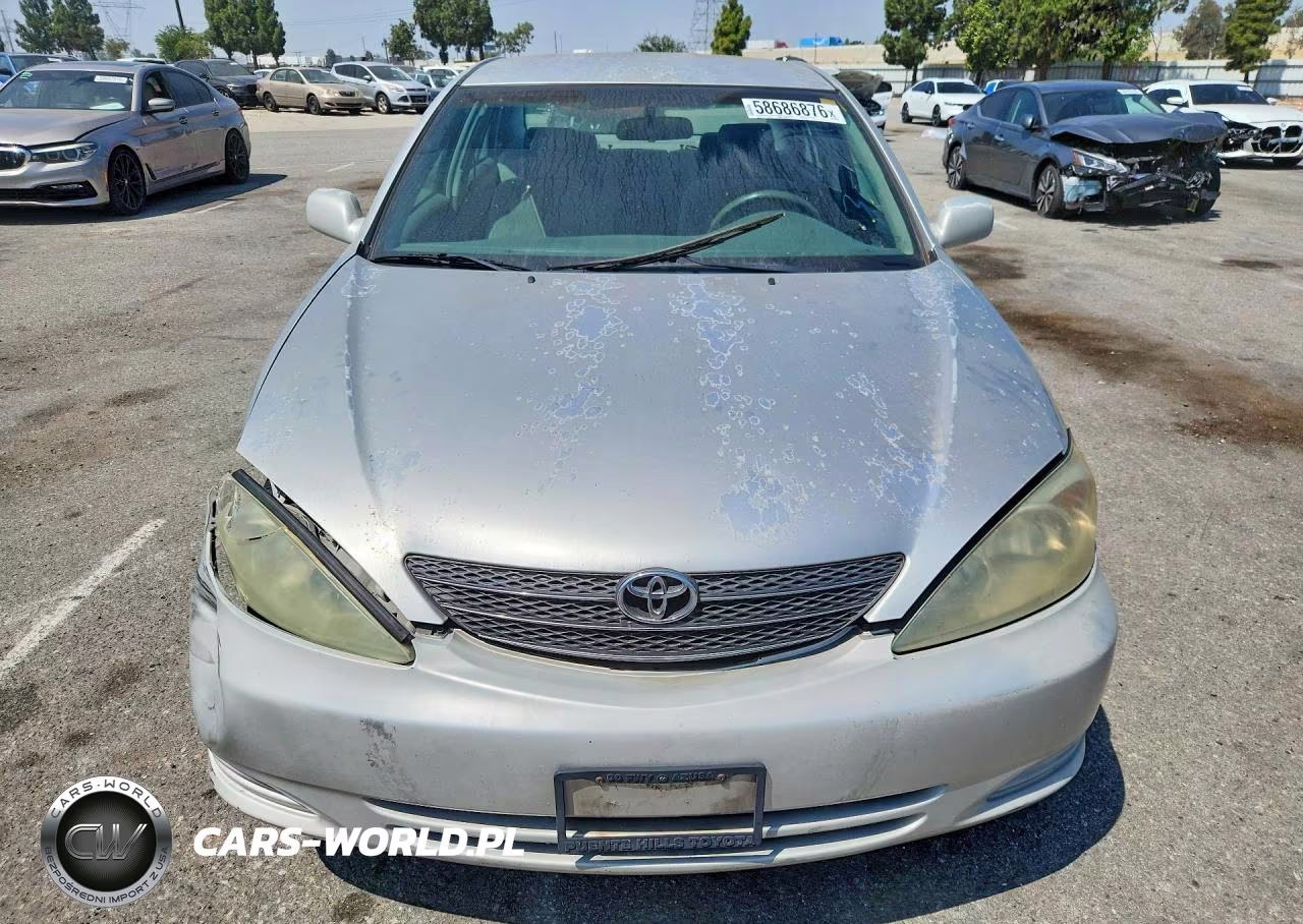 2004 Toyota Camry Le V6 VIN:4T1BF32K14U573927 - 5