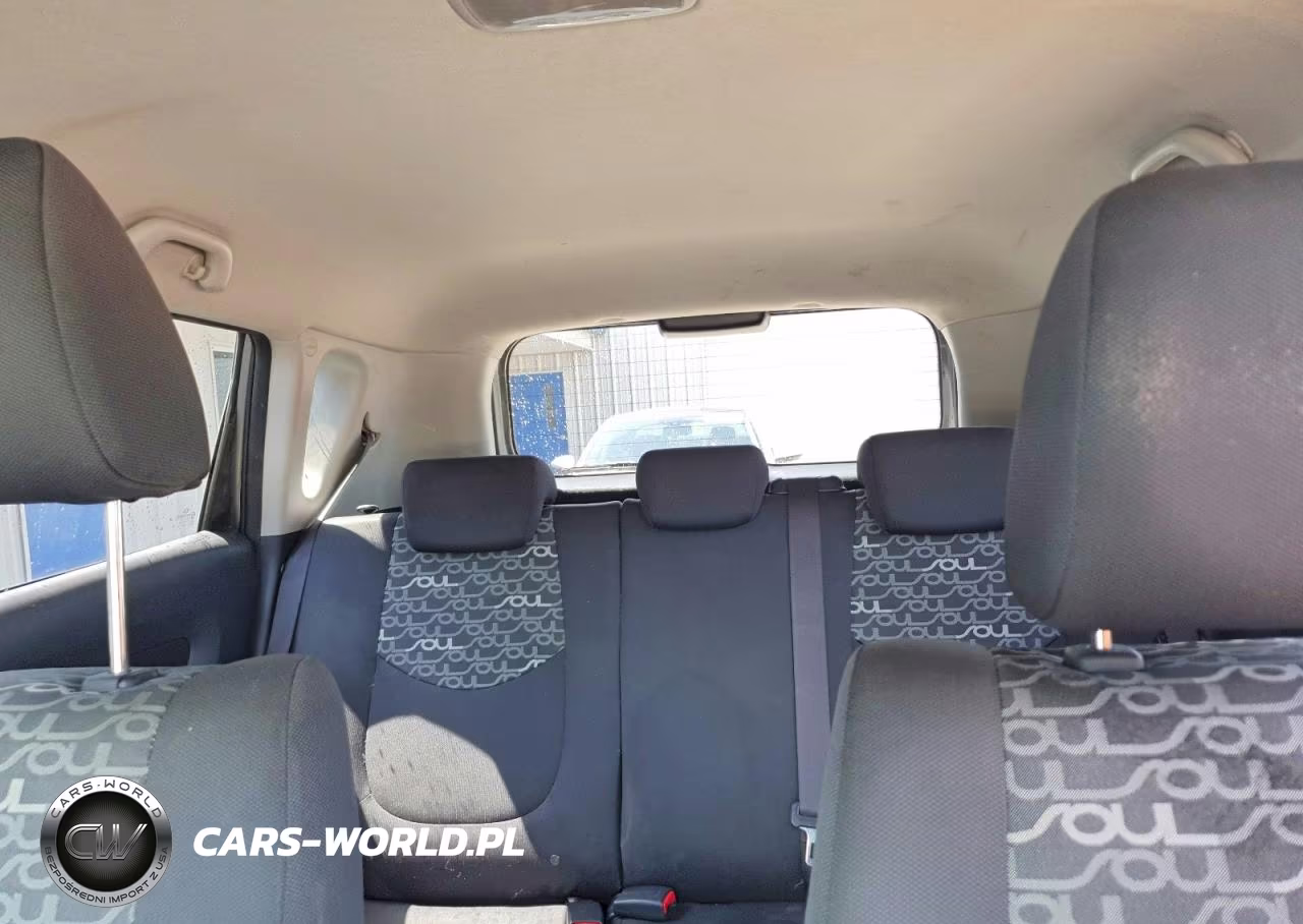 2010 Kia Soul + VIN:KNDJT2A29A7163732 - 10