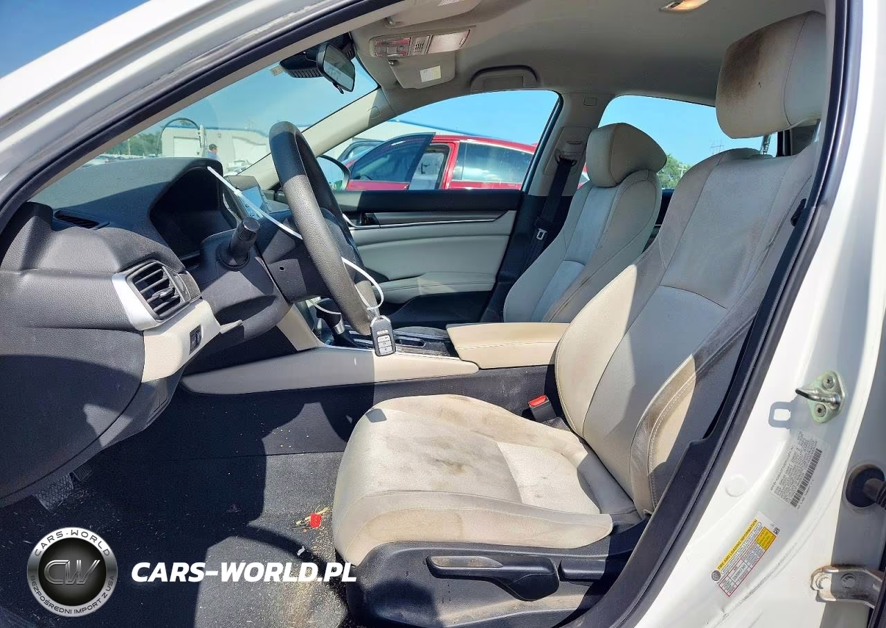 2019 Honda Accord Sport VIN:1HGCV1F16KA092556 - 7