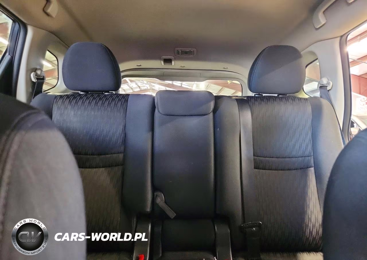 2017 Nissan Rogue S VIN:5N1AT2MM1HC741994 - 10