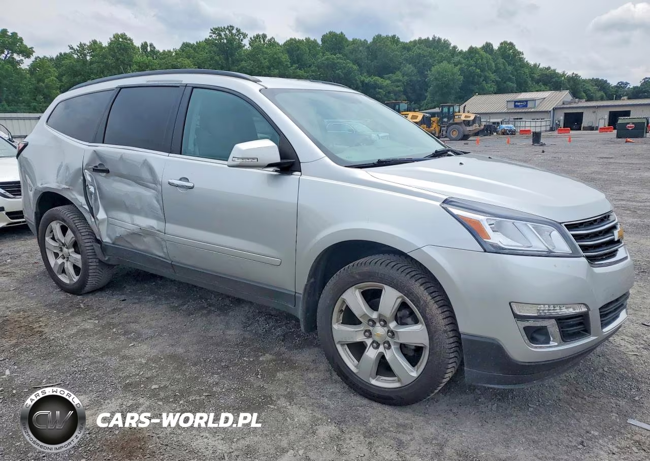 2017 Chevrolet Traverse Lt VIN:1GNKRGKD4HJ321480 - 4