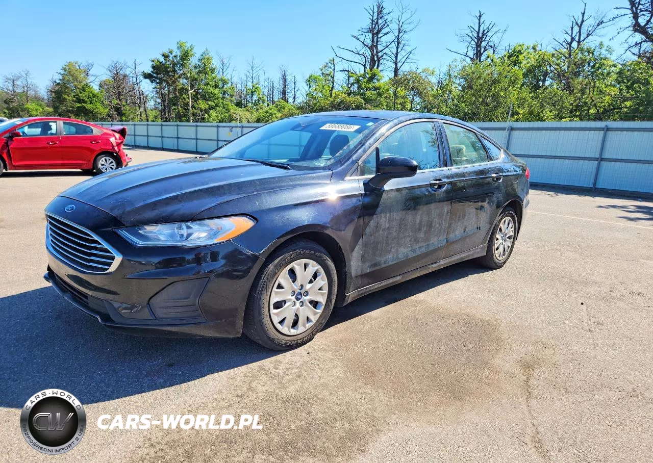 2019 Ford Fusion S – zdjęcie 1 z 12