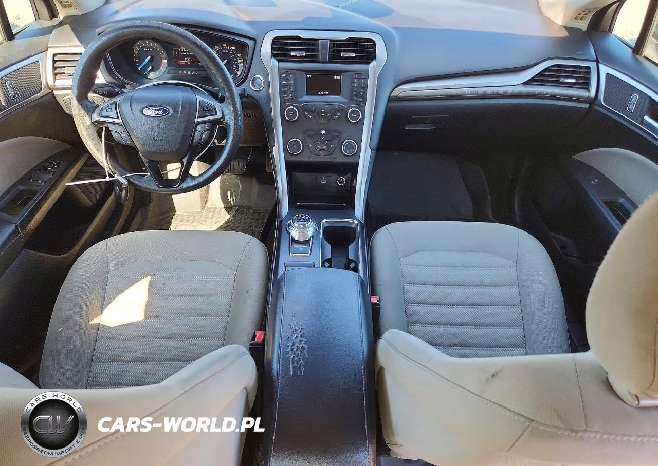 2019 Ford Fusion S VIN:3FA6P0G7XKR126741 - 8