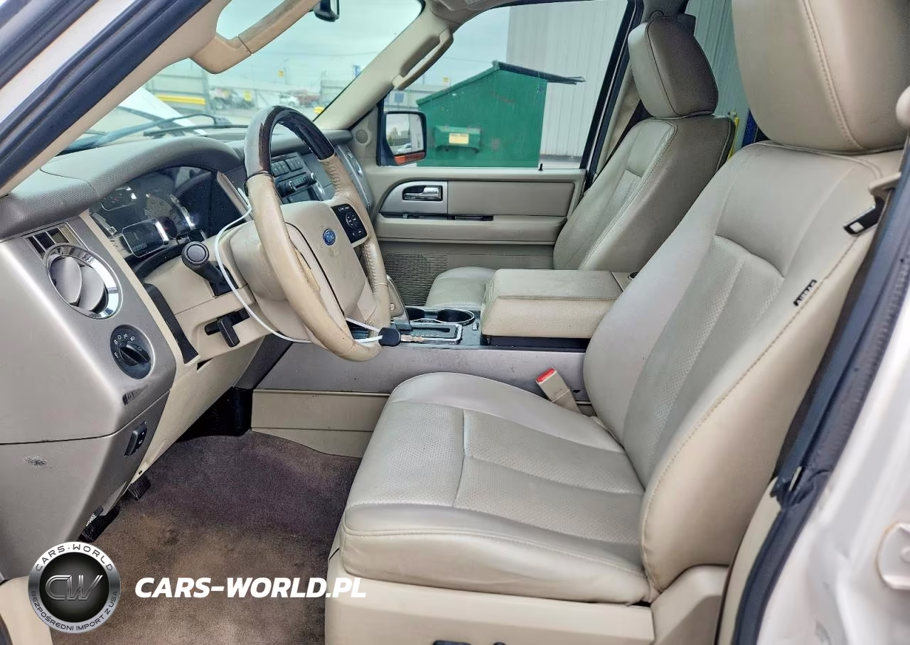 2011 Ford Expedition Limited VIN:1FMJU1K55BEF02530 - 7