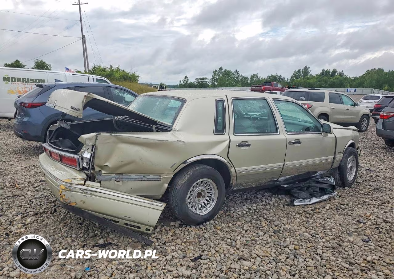 1997 Lincoln Town Car Executive VIN:1LNLM81W7VY726400 - 3