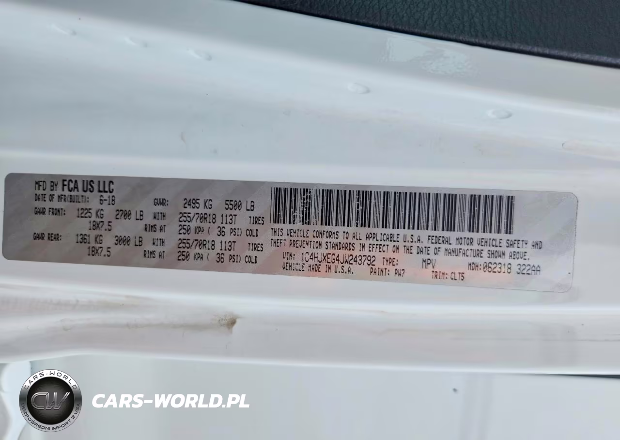 2018 Jeep Wrangler Unlimited Sahara VIN:1C4HJXEG4JW243792 - 12