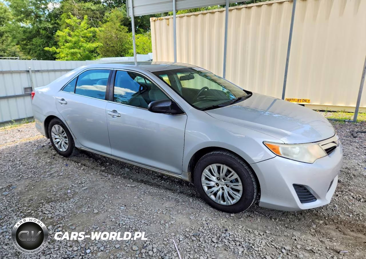 2014 Toyota Camry Le VIN:4T4BF1FK0ER374082 - 4