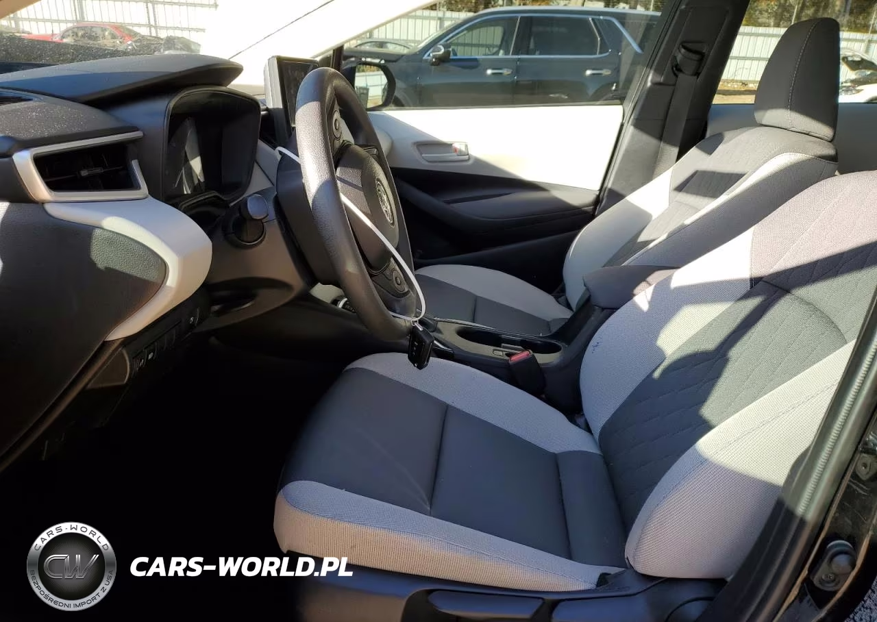 2024 Toyota Corolla Le VIN:JTDBCMFE0R3047681 - 7