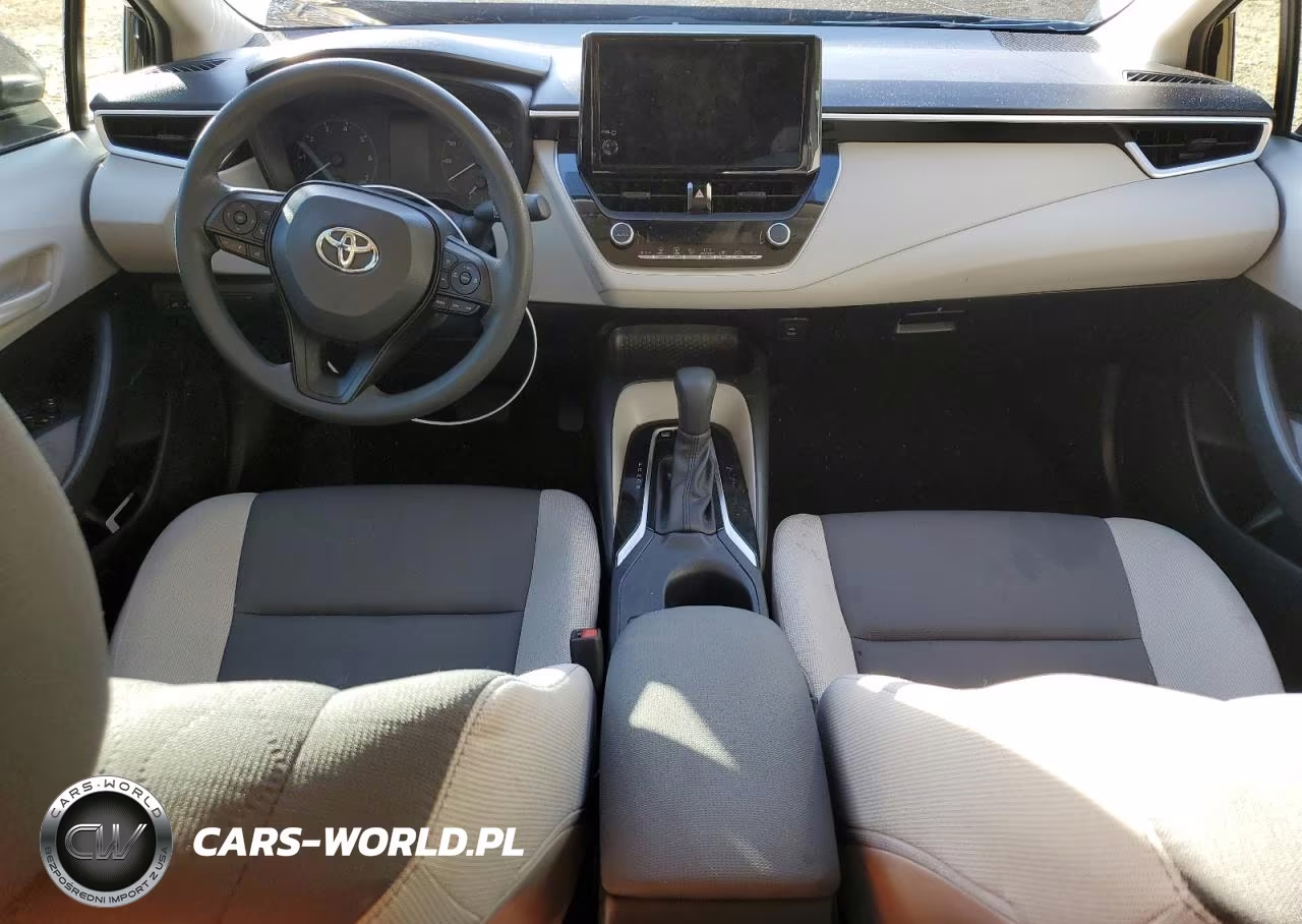 2024 Toyota Corolla Le VIN:JTDBCMFE0R3047681 - 8