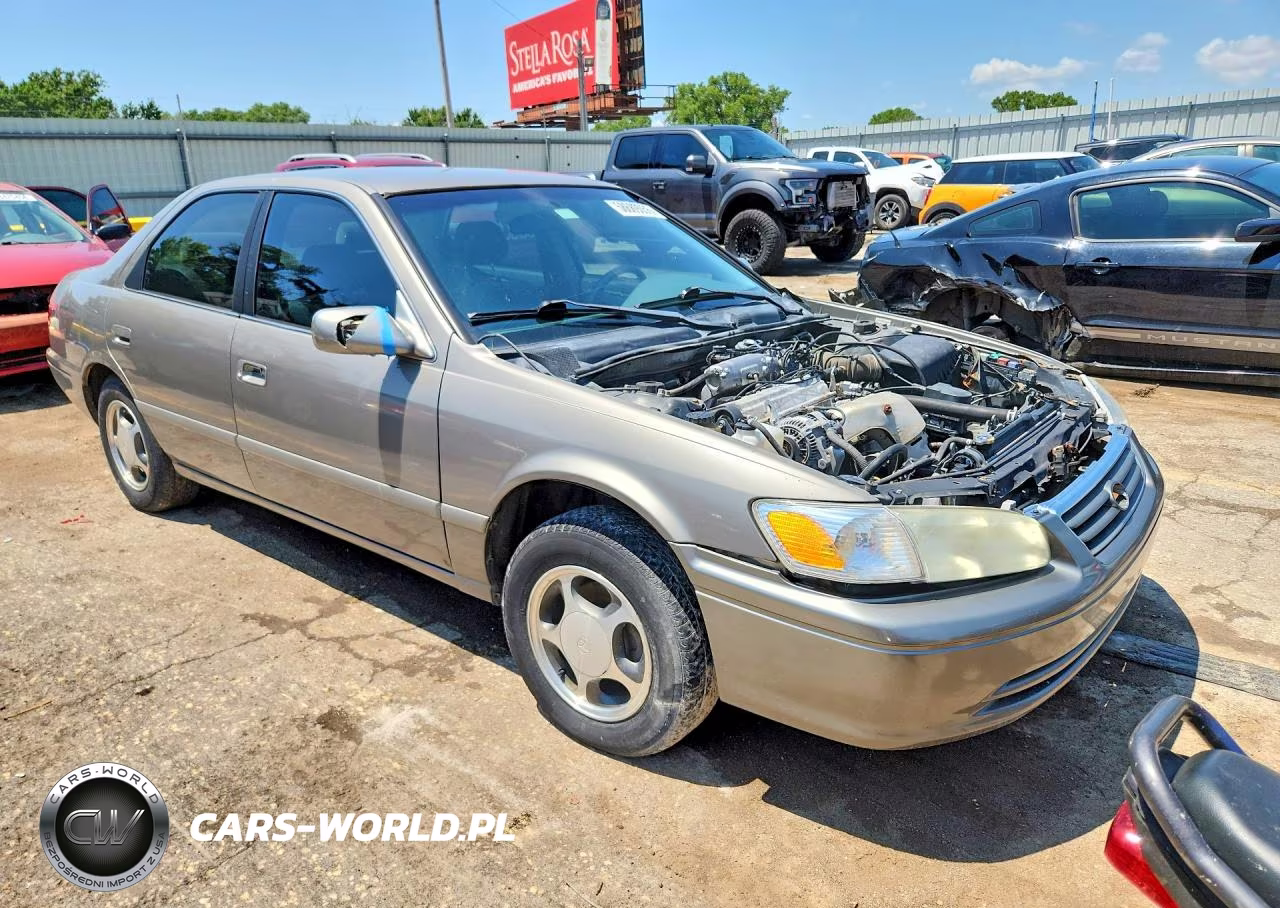 2001 Toyota Camry Le VIN:4T1BG22K41U053675 - 4