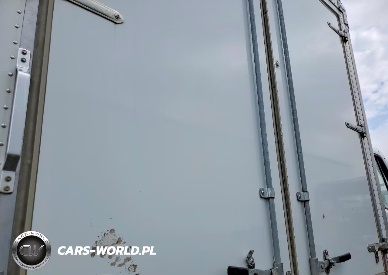 2019 Freightliner Business Class M2 Box Truck VIN:1FVACWD39KHKK5285 - 11