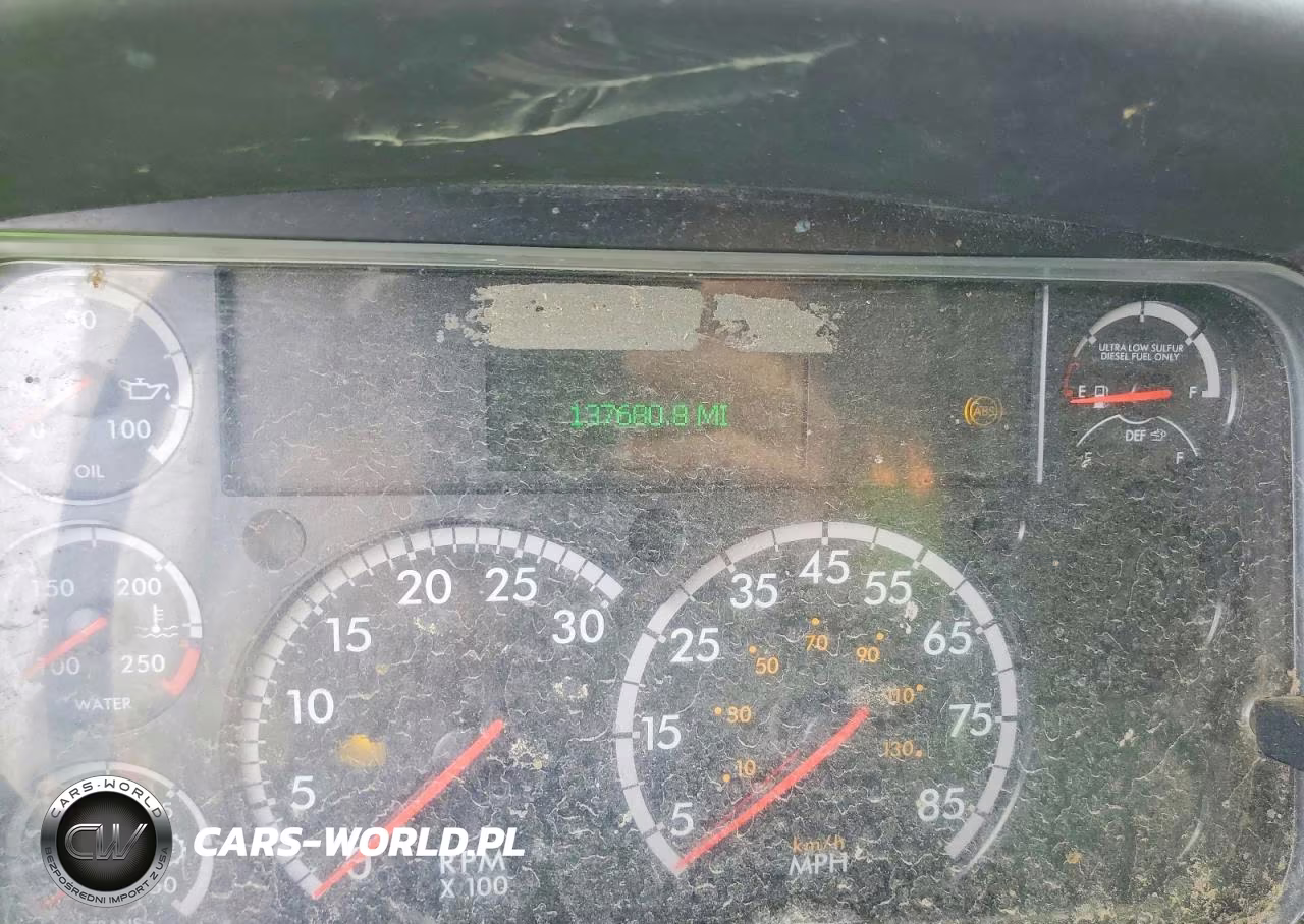 2019 Freightliner Business Class M2 Box Truck VIN:1FVACWD39KHKK5285 - 9